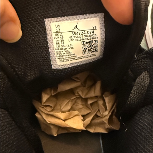 Air Jordan 1 Mid (Banned 2020) - Picture 4 of 7